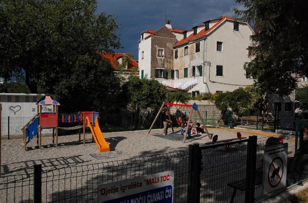 Studio Apartment Sretna Split Buitenkant foto